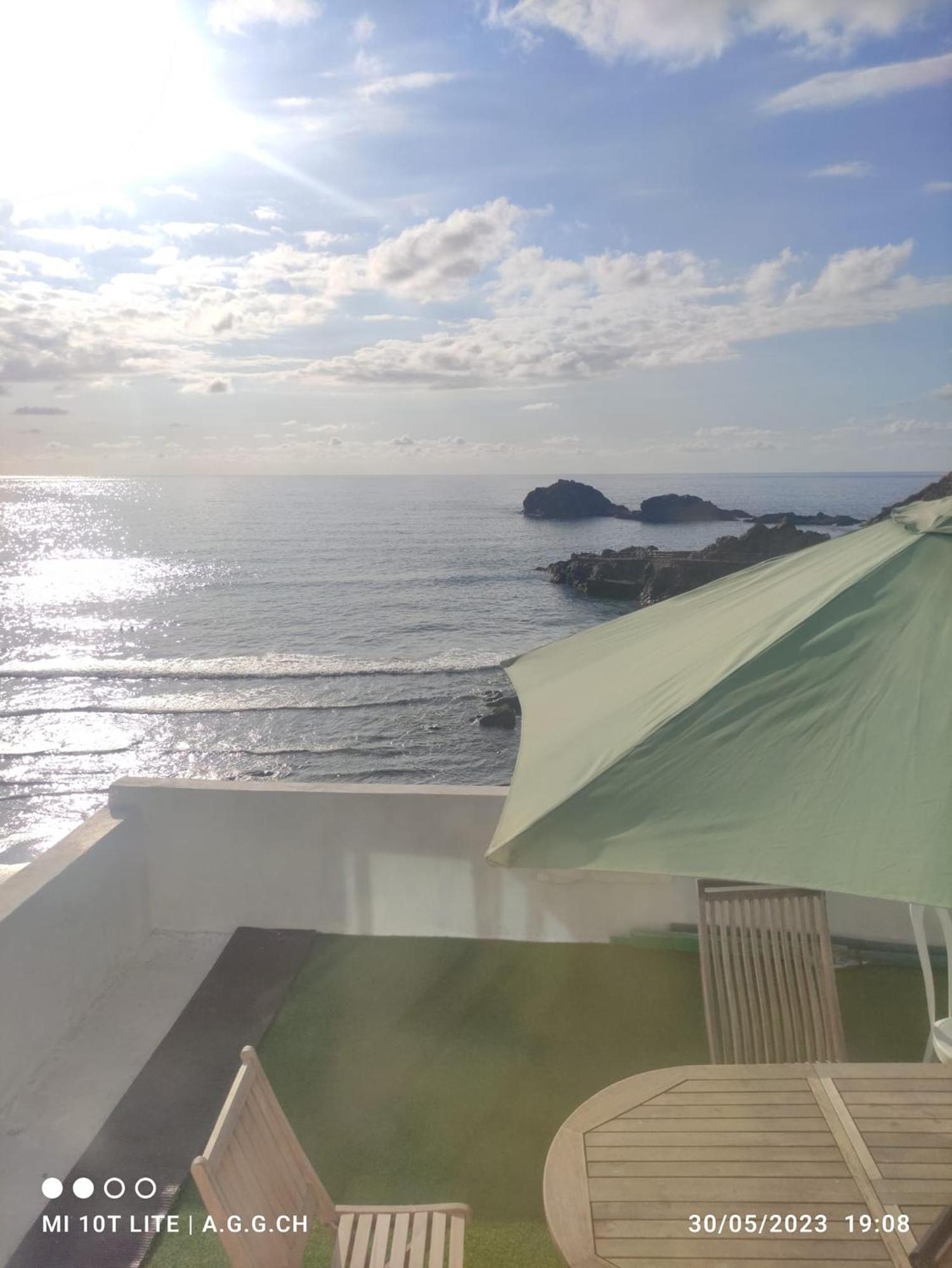 Ocean Front La Maresia Holiday 2 Apartments تاغانانا المظهر الخارجي الصورة